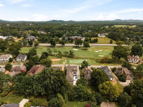 522 Midway Circle