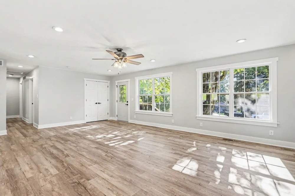 6571 W Johnson Road La Porte, IN 46350