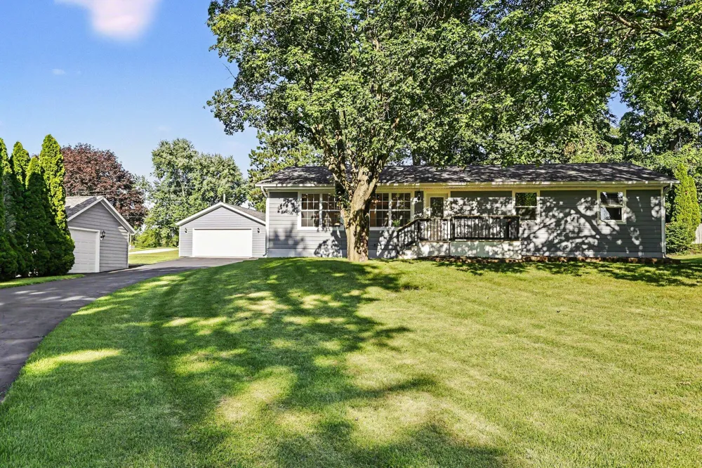 6571 W Johnson Road La Porte, IN 46350