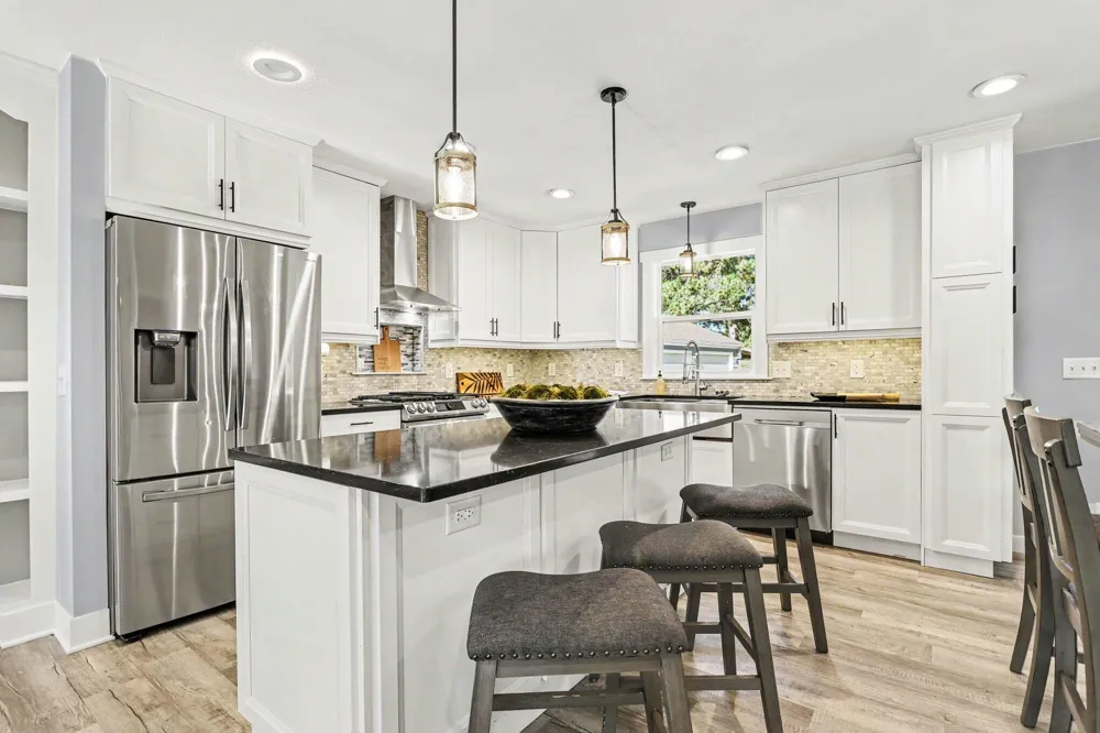 6571 W Johnson Road La Porte, IN 46350