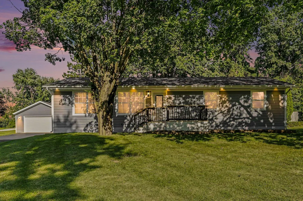 6571 W Johnson Road La Porte, IN 46350