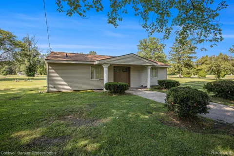 48300 Willow Road