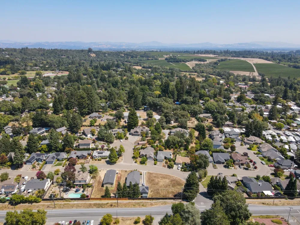 8021 Speer Ranch Road Forestville, CA 95436