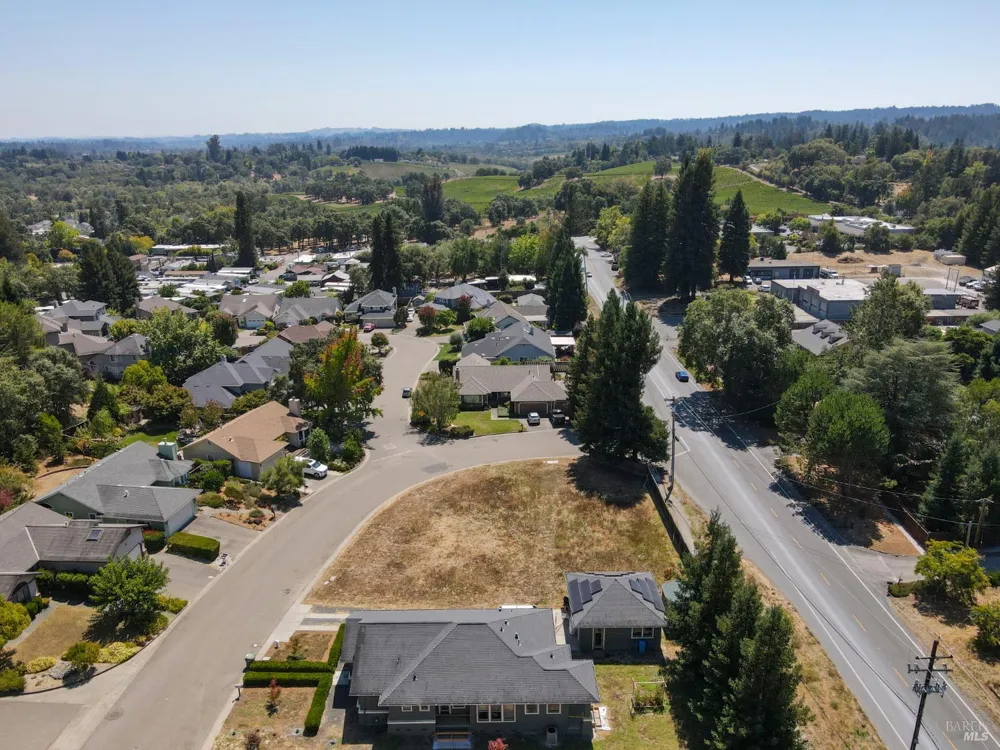 8021 Speer Ranch Road Forestville, CA 95436