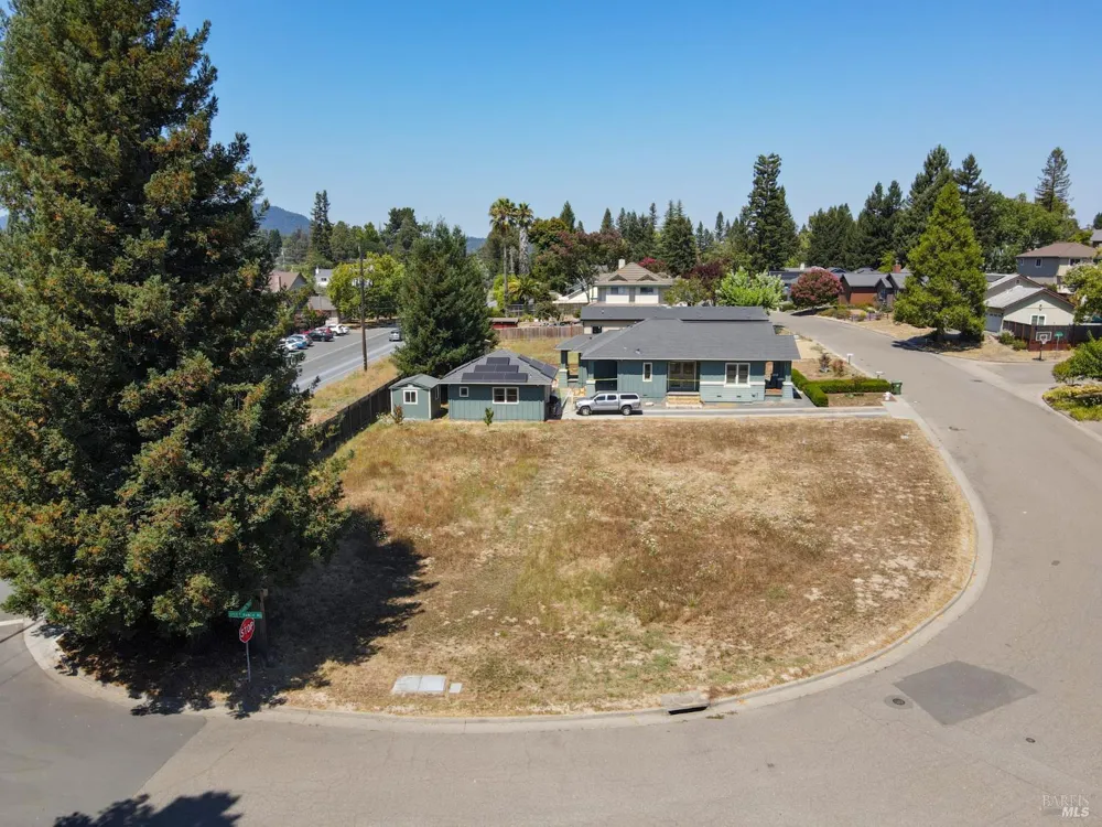 8021 Speer Ranch Road Forestville, CA 95436
