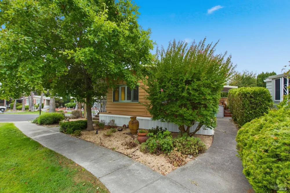 25 Benicia Way Sonoma, CA 95476