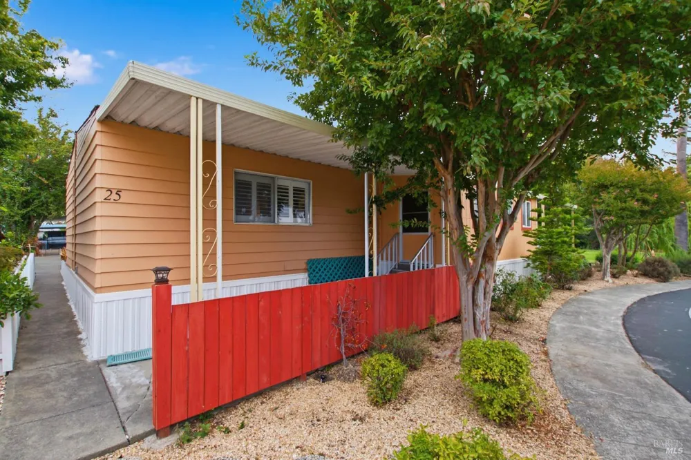 25 Benicia Way Sonoma, CA 95476