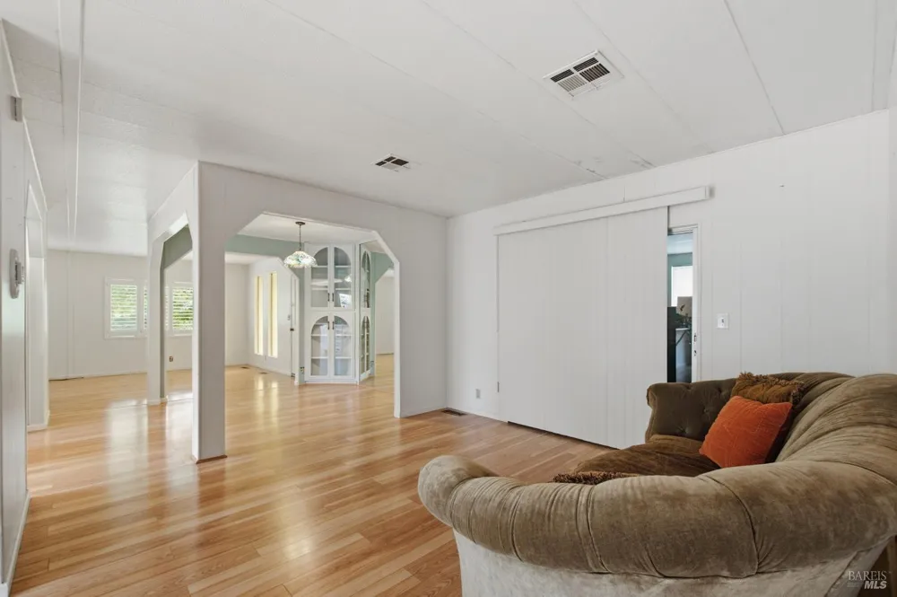 25 Benicia Way Sonoma, CA 95476