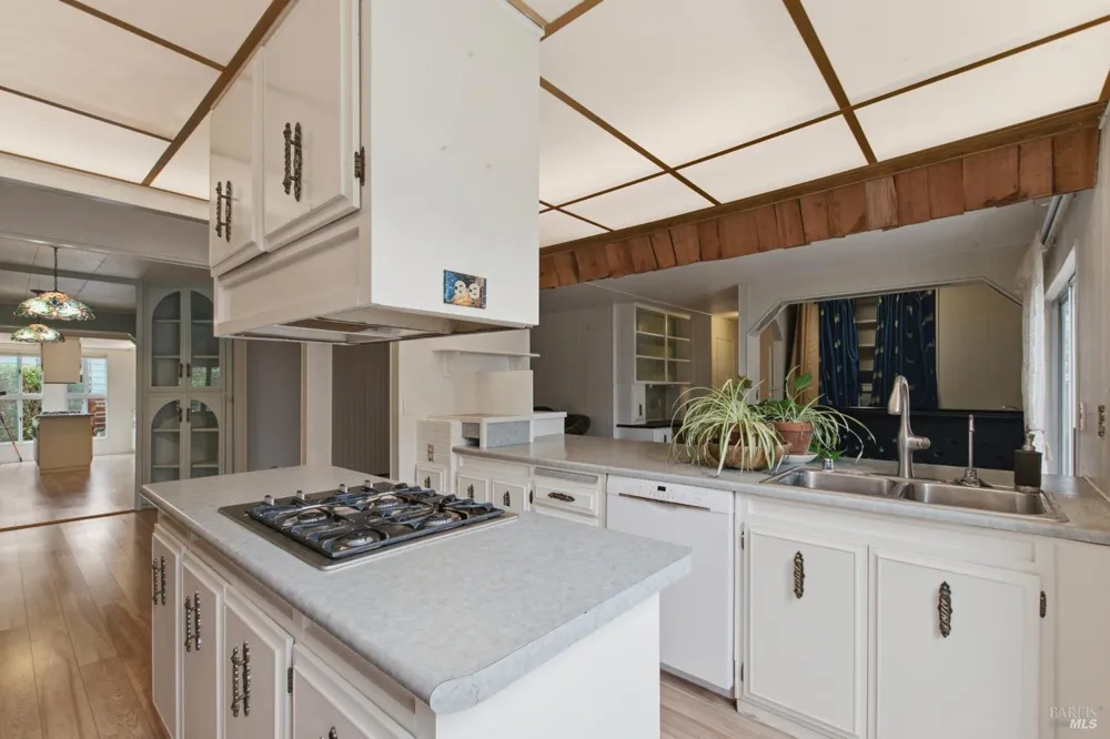 25 Benicia Way Sonoma, CA 95476