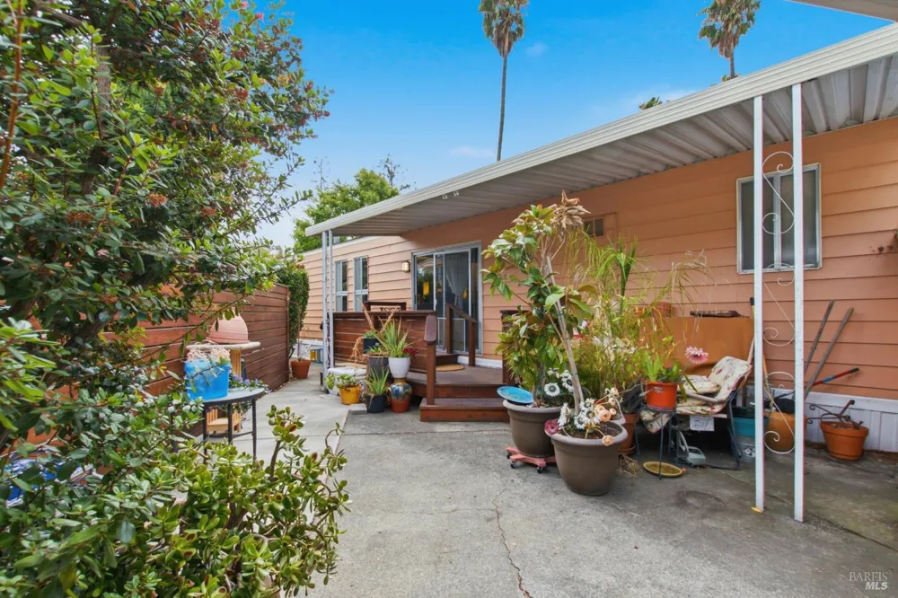 25 Benicia Way Sonoma, CA 95476