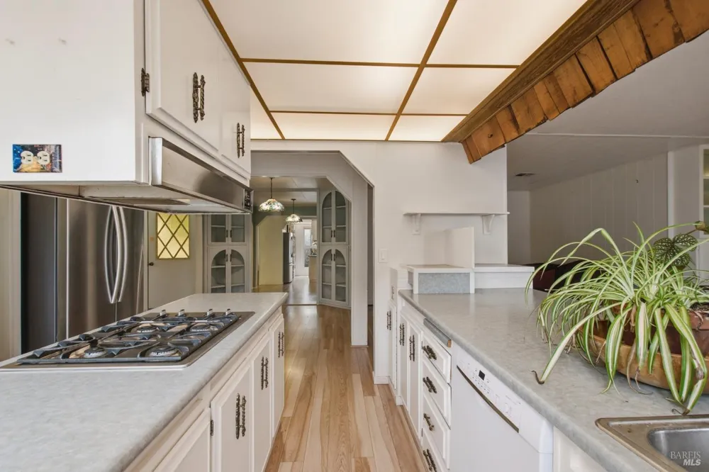 25 Benicia Way Sonoma, CA 95476