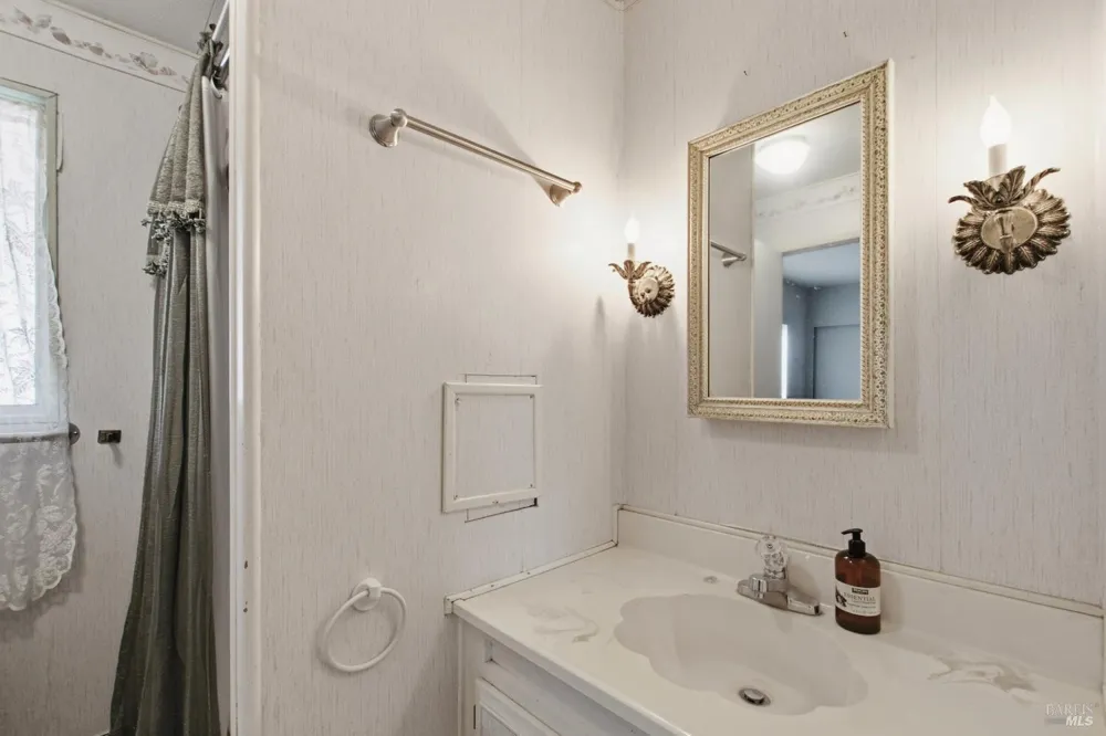 25 Benicia Way Sonoma, CA 95476