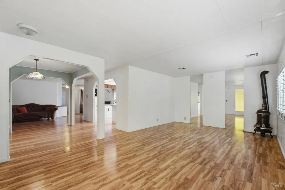 25 Benicia Way Sonoma, CA 95476