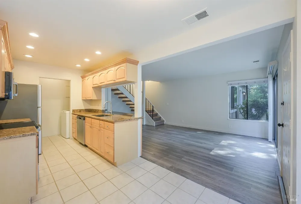 377 Silvio Lane Novato, CA 94947