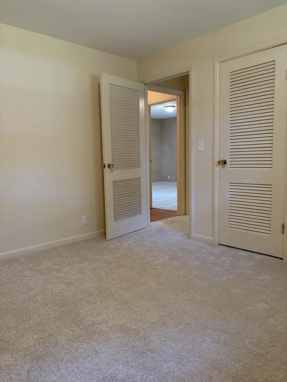 2211 Gold Point Hixson, TN 37343