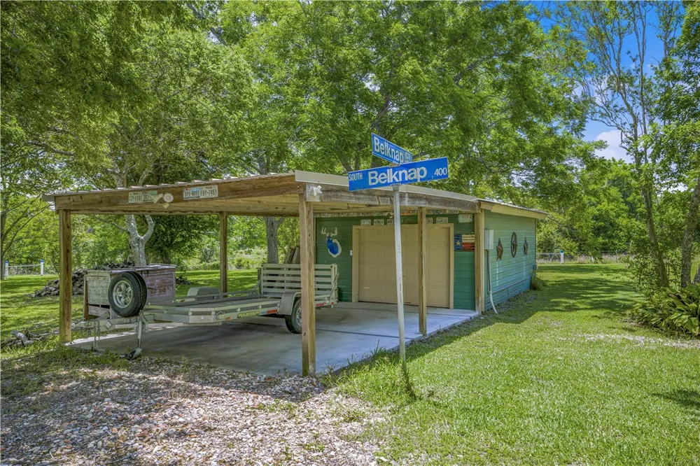 4516 Fm 1090 Port Lavaca, TX 77979