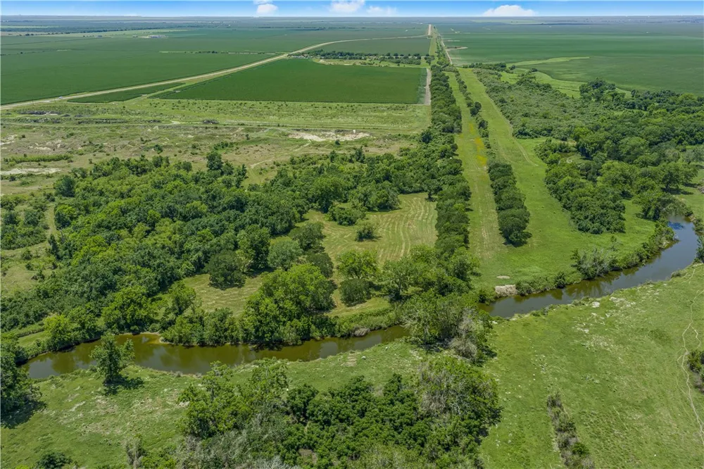 4516 Fm 1090 Port Lavaca, TX 77979