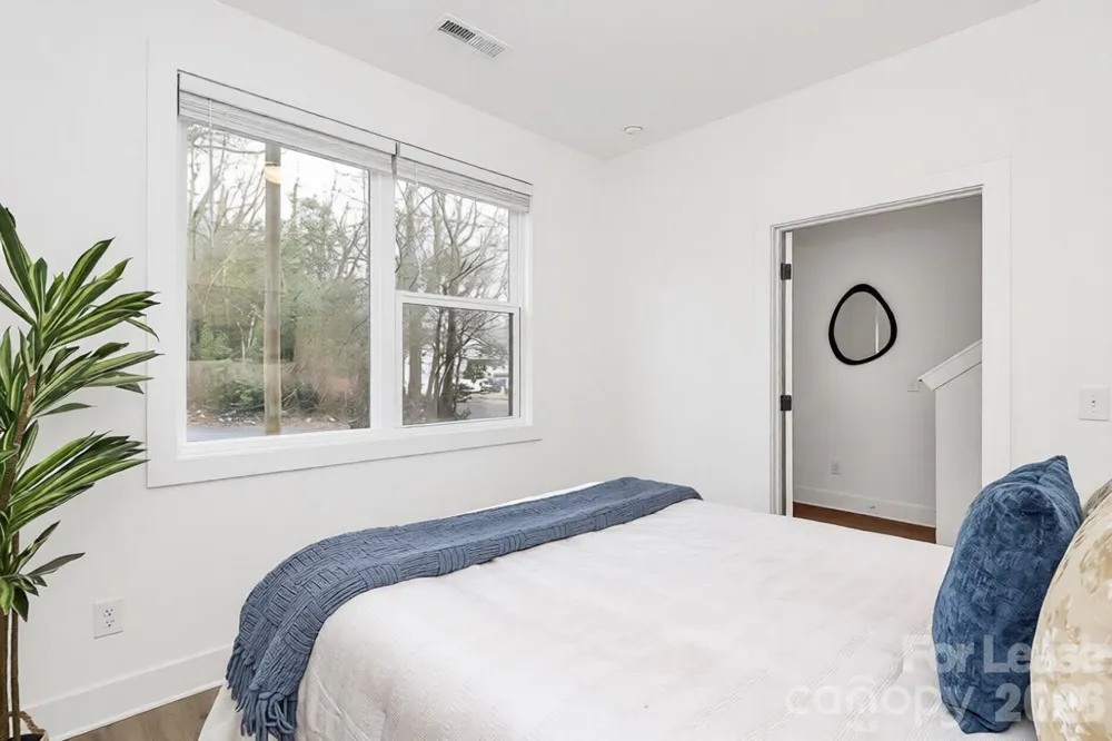 3426 Brookshire Boulevard Charlotte, NC 28216
