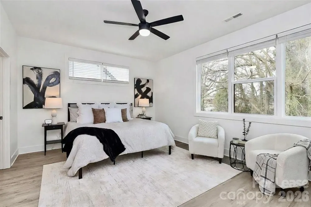 3426 Brookshire Boulevard Charlotte, NC 28216