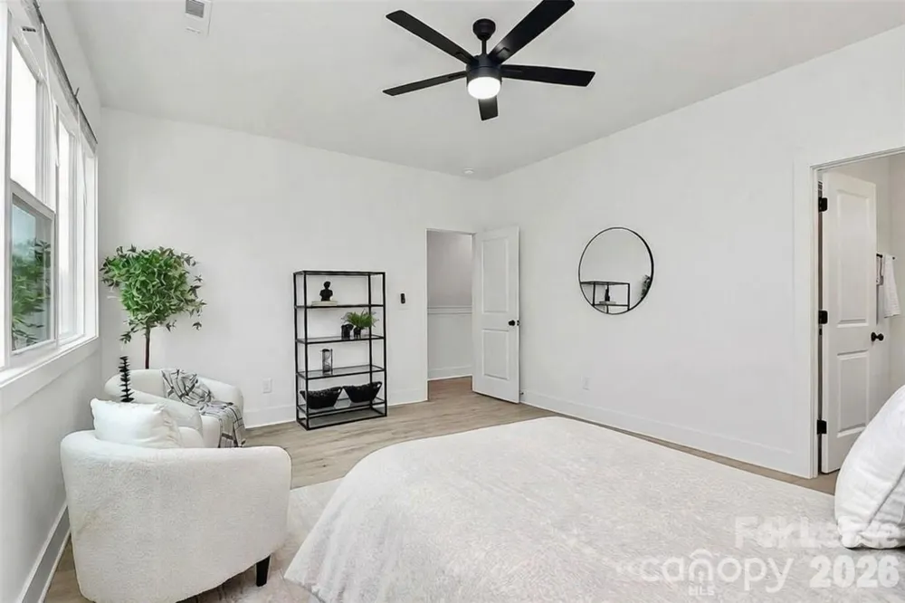 3426 Brookshire Boulevard Charlotte, NC 28216