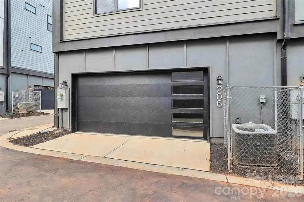 3426 Brookshire Boulevard Charlotte, NC 28216