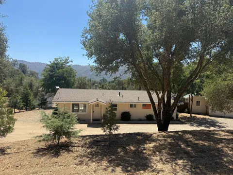 45250 Country View Lane