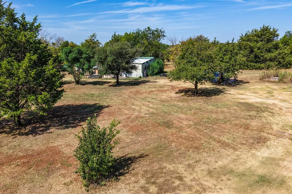 12706 County Road 4027 Kemp, TX 75143