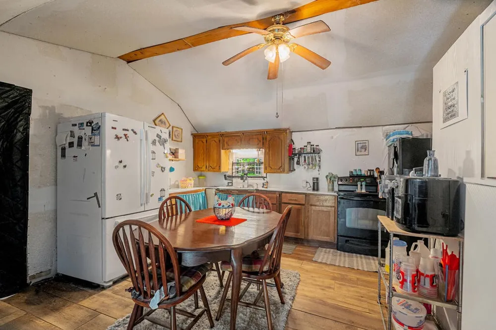 12706 County Road 4027 Kemp, TX 75143