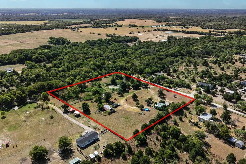 12706 County Road 4027 Kemp, TX 75143
