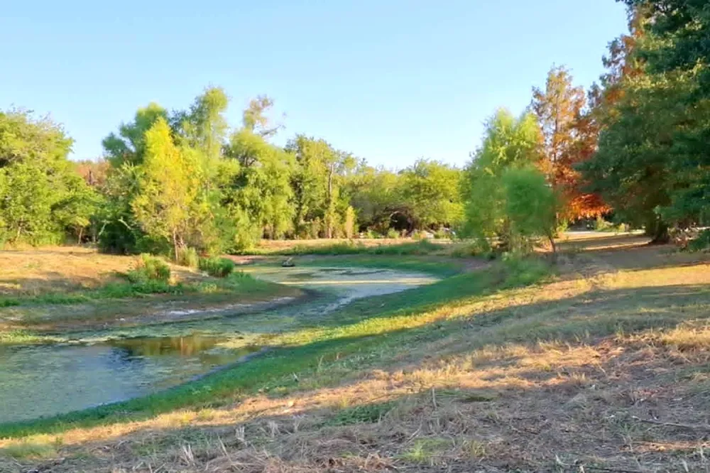 12706 County Road 4027 Kemp, TX 75143