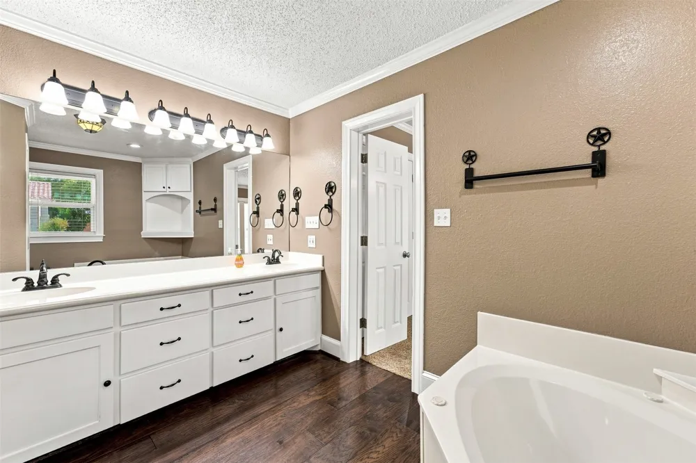 110 S Marable Street West, TX 76691