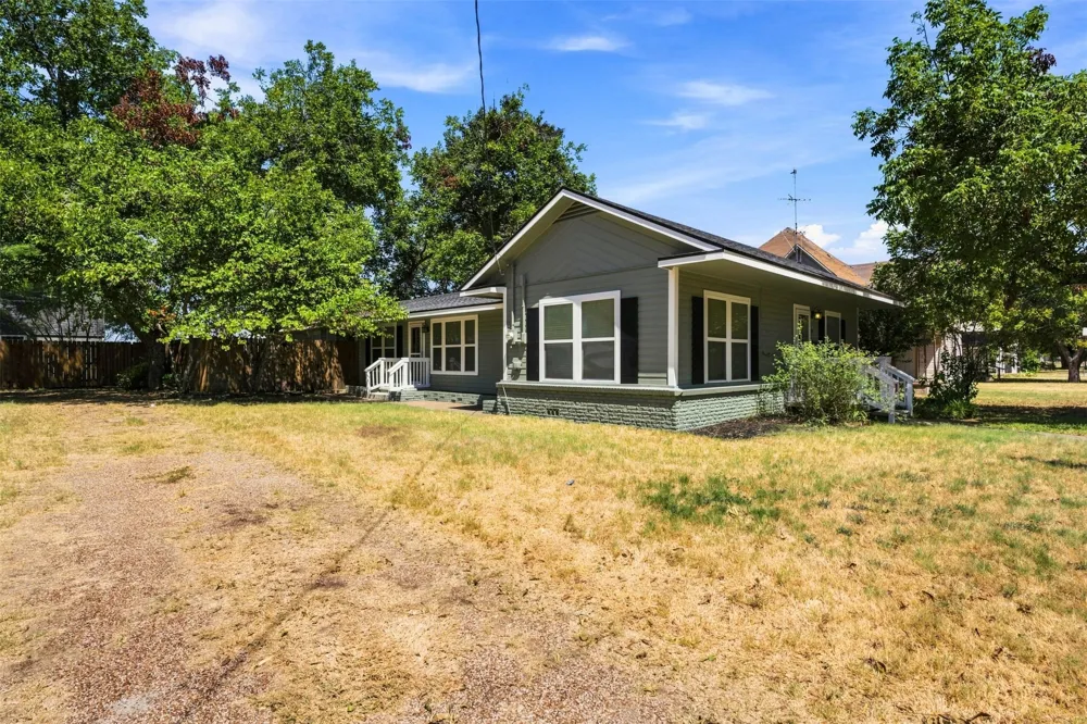110 S Marable Street West, TX 76691