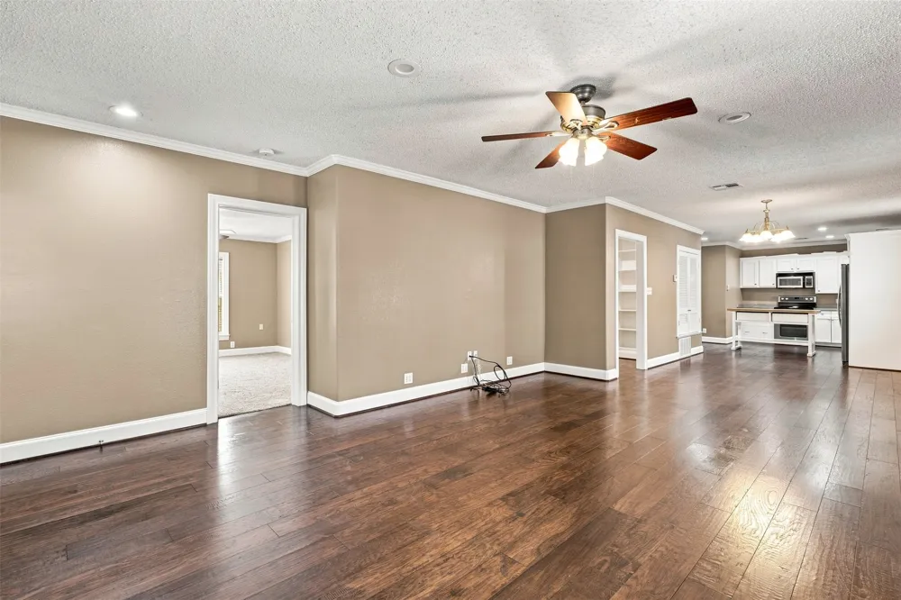 110 S Marable Street West, TX 76691