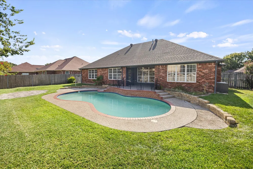 6905 Drew Court Greenville, TX 75402