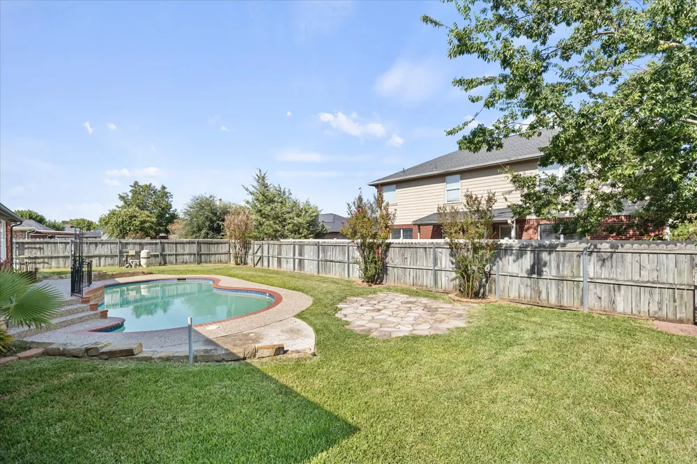 6905 Drew Court Greenville, TX 75402