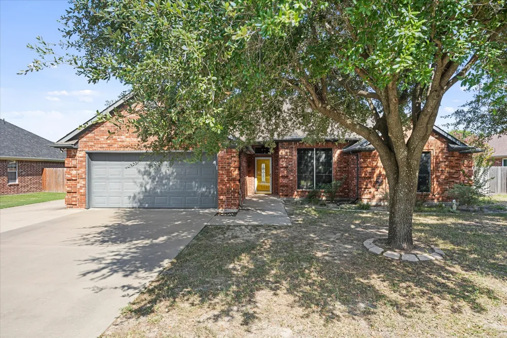 6905 Drew Court Greenville, TX 75402