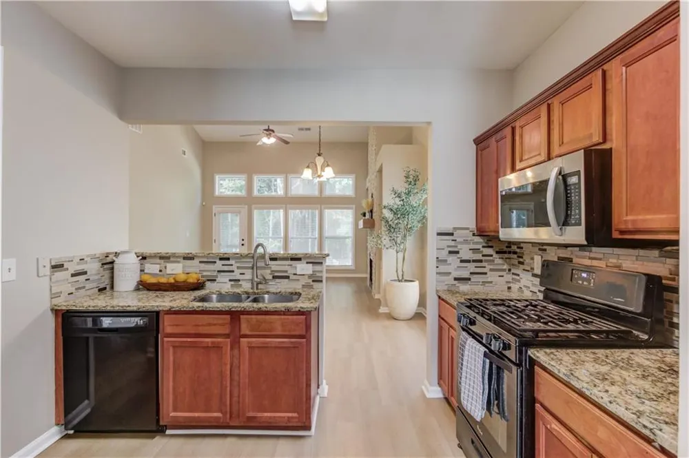 2128 Staunton Drive Duluth, GA 30096