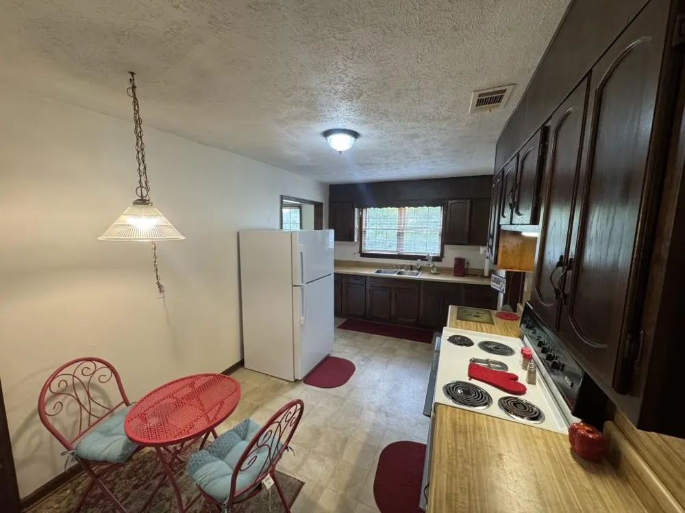 195 PINE VALLEY ROAD Hiram, GA 30141