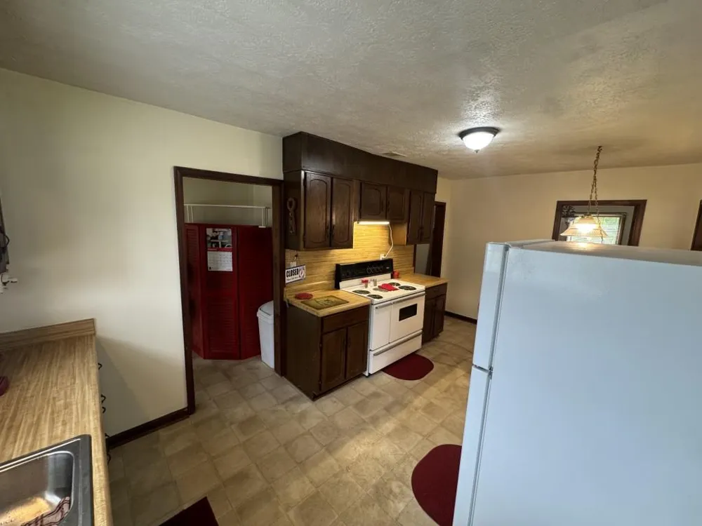 195 PINE VALLEY ROAD Hiram, GA 30141