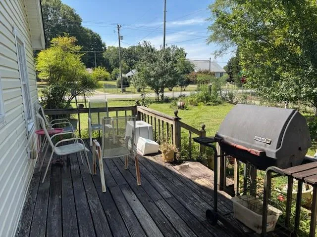195 PINE VALLEY ROAD Hiram, GA 30141
