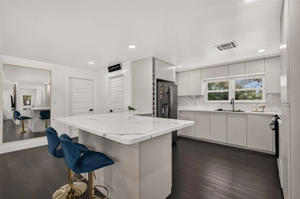4703 Garvie Lane Brookshire, TX 77423