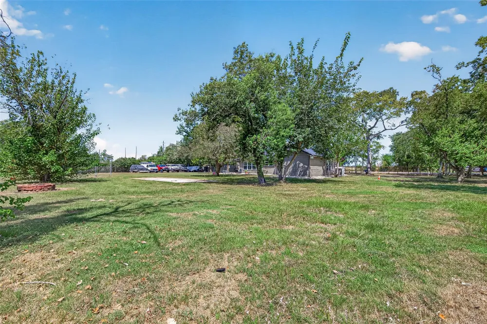 4703 Garvie Lane Brookshire, TX 77423