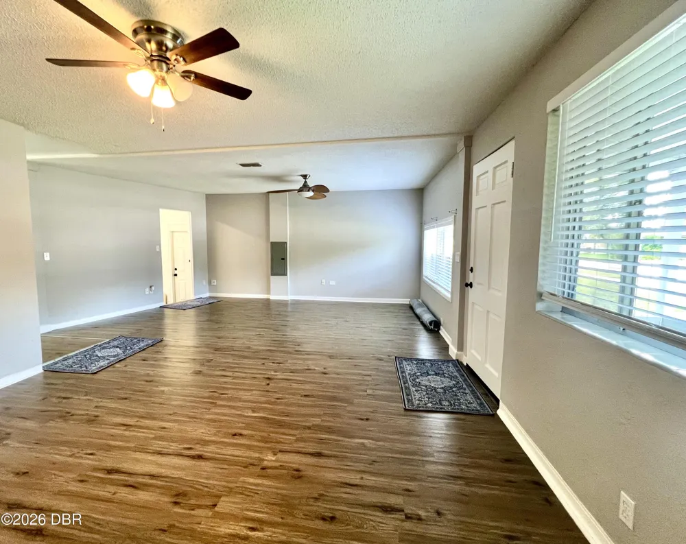 844 Essex Road Daytona Beach, FL 32117