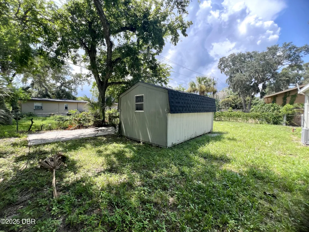 844 Essex Road Daytona Beach, FL 32117