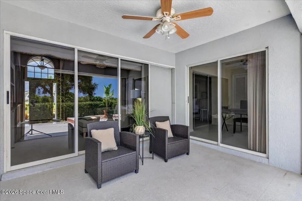 569 Spring Lake Drive Melbourne, FL 32940