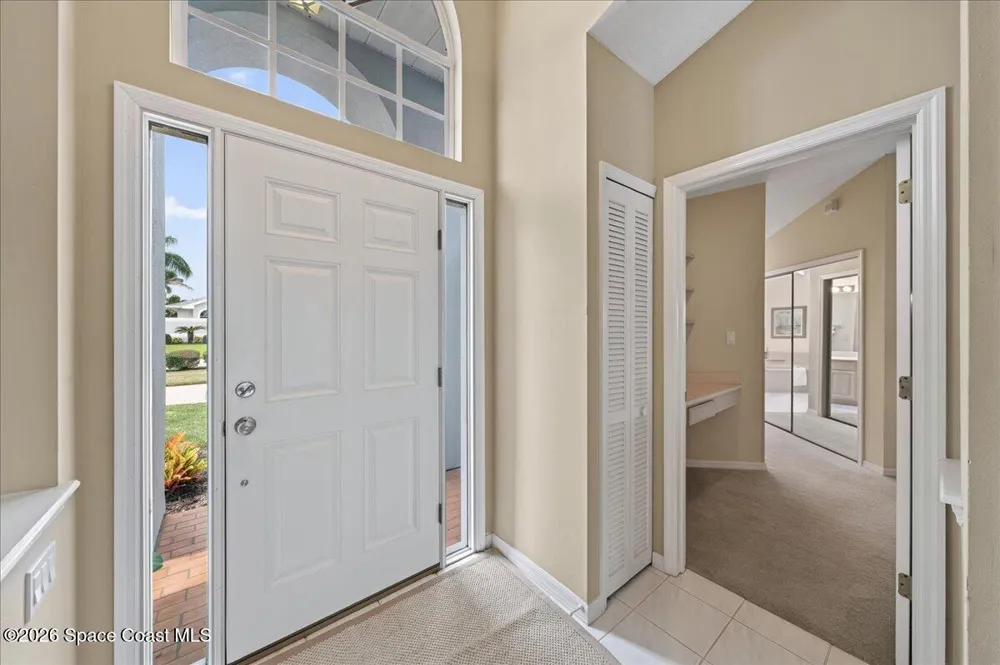 569 Spring Lake Drive Melbourne, FL 32940