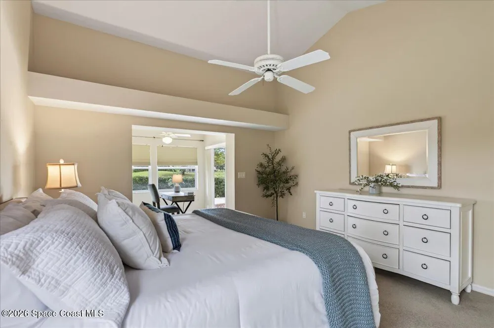 569 Spring Lake Drive Melbourne, FL 32940
