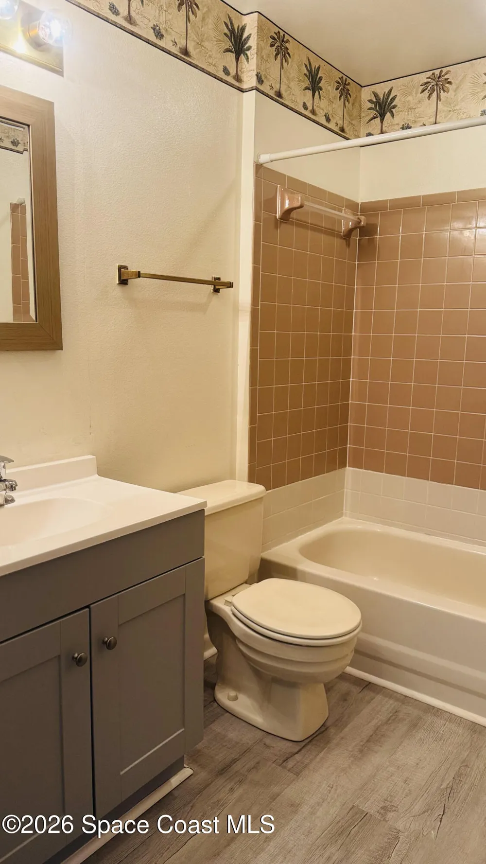 100 Canebreakers Drive #204 Cocoa, FL 32927