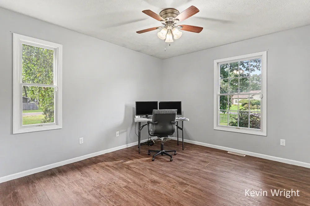 1802 Duchess Court Muskegon, MI 49445