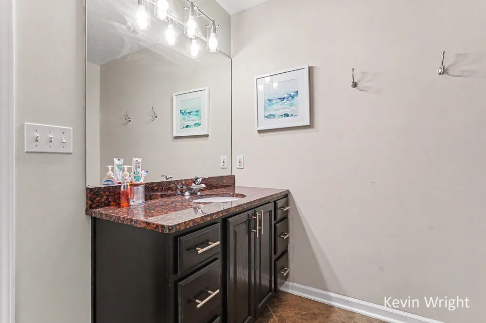 1802 Duchess Court Muskegon, MI 49445